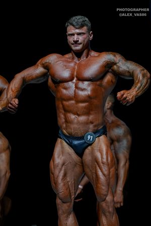 CLASSIC PHYSIQUE +178
